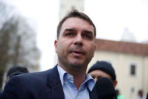 Marco Aurélio sinaliza rejeição a pedido de Flávio Bolsonaro: 'a lei vale para todos, indistintamente'