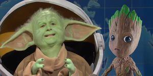 Baby Yoda amenaza a Baby Groot en Saturday Night Live