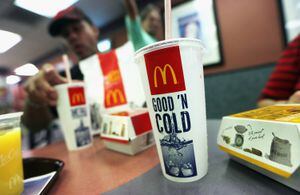 McDonald’s retira venta de leche y pan