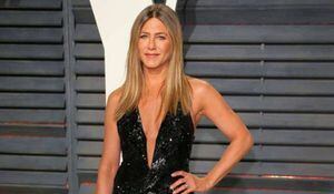 Jennifer Aniston sigue utilizando este vestido que se “robó” del set de Friends