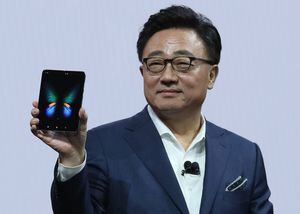CEO de Samsung se refiere al problema del Galaxy Fold: "Fue una vergüenza"