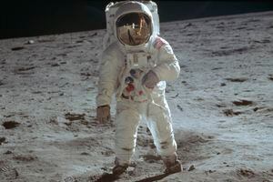 ¿Estuvimos en la Luna o fue un montaje creado en Hollywood? Expertos aclaran la teoría