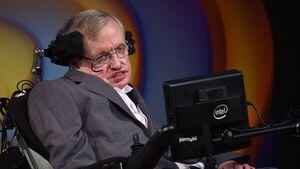 La última entrevista de Stephen Hawking con la BBC: "El oro es escaso en todas partes, no solo en la Tierra"