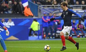 Francia goleó a Albania y se mantiene líder del Grupo H en las clasificatorias a la Eurocopa 2020