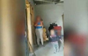 Quito: Mujer amenazaba con suicidarse delante de su pequeño hijo