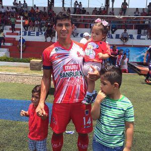 Futbolista guatemalteco vive tragedia familiar y pide ayuda