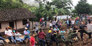 Derrumbe en el Cauca deja al menos 10 muertos en retorno de Semana Santa