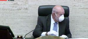 Derrotan proyecto que obliga pago de salarios a empleados