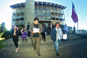 Corte de Temuco acoge querella de comuneros mapuches en contra de Carabineros