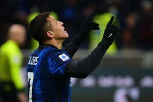 Alexis en su retorno al Inter de Milán: "La mentalidad es siempre ganar el Scudetto"