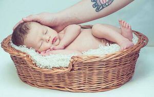 Diez beneficios que traen las caricias y mimos de la mamá para al bebé