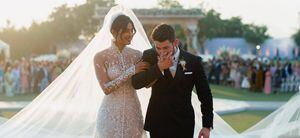 Nick Jonas e Priyanka Chopra se casam e véu da noiva chama atenção; veja vídeo