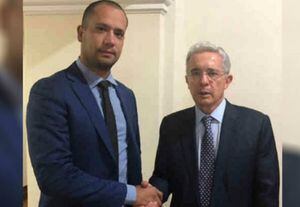 Fiscalía solicitará que abogado de Uribe sea enviado a la cárcel