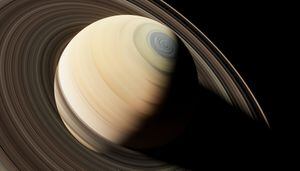 La ciencia detrás de las misteriosas tormentas de Saturno que duran más de 100 años