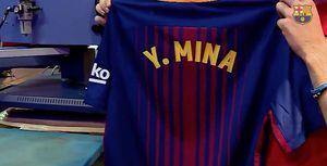 (Video) El sentido recibimiento de los hinchas y el Barcelona a Yerry Mina