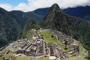 Chileno arriesga desde cuatro años de prisión por "dañar" y "defecar" en Machu Picchu