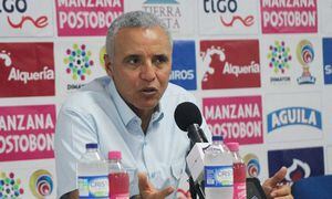 Alexis Mendoza dejaría de ser el director técnico del Junior de Barranquilla