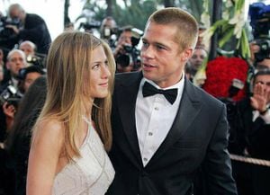 FOTO. Brad Pitt es captado en la fiesta del cumpleaños de Jennifer Aniston