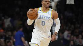 Fuente AP: Lakers ceden a Westbrook; jugará en Utah