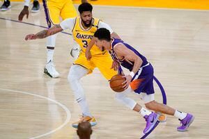 Jugador de ascendencia boricua y los Suns eliminan a los Lakers en los ‘playoffs’ de la NBA