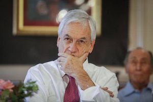 Alcanzó un mínimo histórico: aprobación de Piñera se desploma y logra un 12% de respaldo en encuesta Cadem