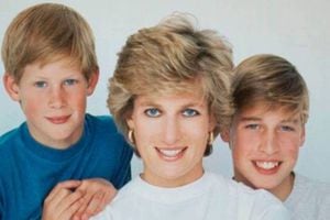 Así fue como la princesa Diana se enfrentó a la reina Isabel y el príncipe Carlos por sus hijos