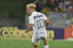 Soteldo y el peso de usar la “10″ del Santos: “Será seguir haciendo que nadie nunca se olvide de Pelé”