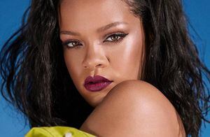 Rihanna muestra su lado más sofisticado con un vestido que acentúa sus curvas