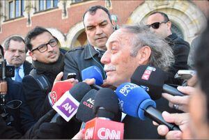 La ligazón extrema del abogado español por Bolivia que lloró frente a las cámaras