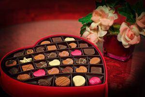 Mujeres en Japón se rebelan por ser obligadas a dar chocolates a los hombres en San Valentín