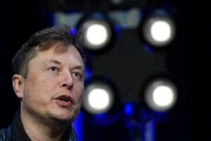 Elon Musk activa servicio de internet de Starlink en Ucrania
