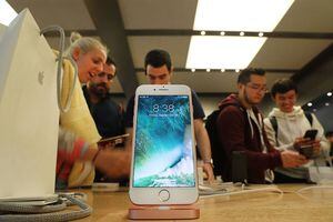 Apple quiere que se declare inadmisible demanda colectiva de Odecu en Chile por obsolescencia programada