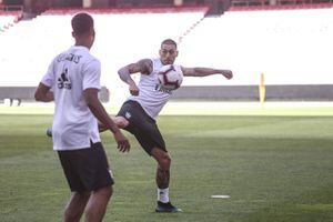 Debut y gol: el tremendo estreno de Nico Castillo en Benfica