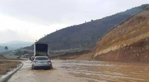 Habilitan el tramo del Libramiento de Chimaltenango tras inundación