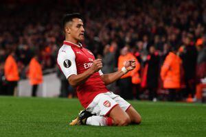 Alexis maravilló con una "joya" en debut ganador del Arsenal en la Europa League