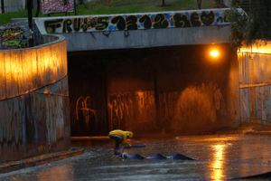Los estragos de la lluvia: anegamientos de viviendas y cortes de rutas entre las regiones de O'Higgins y el Maule