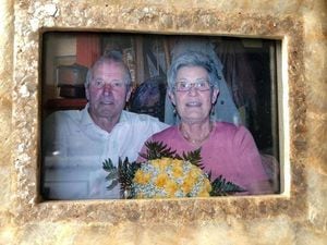 Italia: Llevaban 60 años de casados y murieron junto por coronavirus