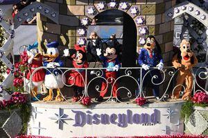 Disney posterga estreno de Mulán y cierra parques de California, Florida y París por coronavirus
