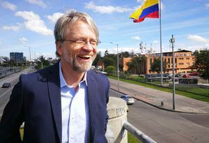 Consejo de Estado mantiene la curul de Antanas Mockus