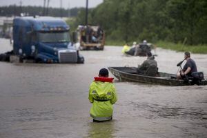 Huracán Harvey llega a Luisiana y aumenta drásticamente la cifra de víctimas fatales en Texas