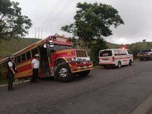 Piloto de bus muere en ataque armado en San Pedro Ayampuc