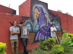 Las leyendas de Guatemala plasmadas en pared de cementerio