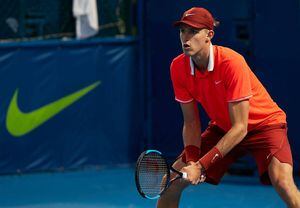 Nicolás Jarry no pudo ante la potencia de Wawrinka y dijo adiós en los octavos del ATP de Doha