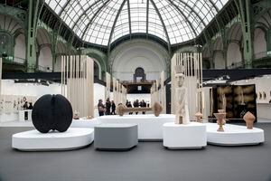 Révélations de París: Chile se toma la Bienal de Artesanía Contemporánea más importante de Europa