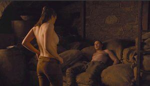 Maisie Williams habla sobre la escena íntima entre Gendry y Arya en "Game of Thrones": "Pensé que era una broma”