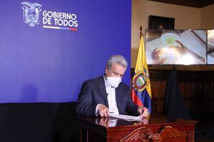 Moreno decreta indulto a detenidos con doble vulnerabilidad por COVID-19