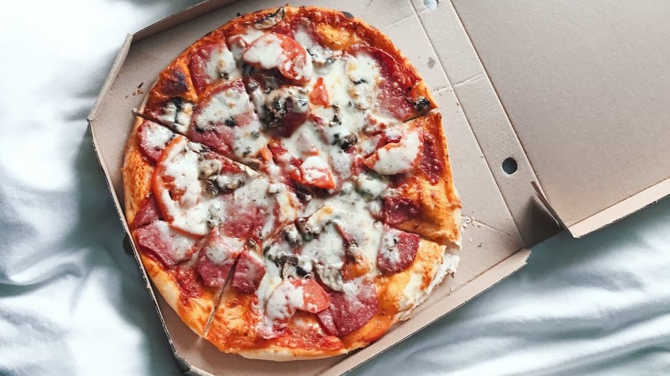 El repartidor se llevó toda una sorpresa