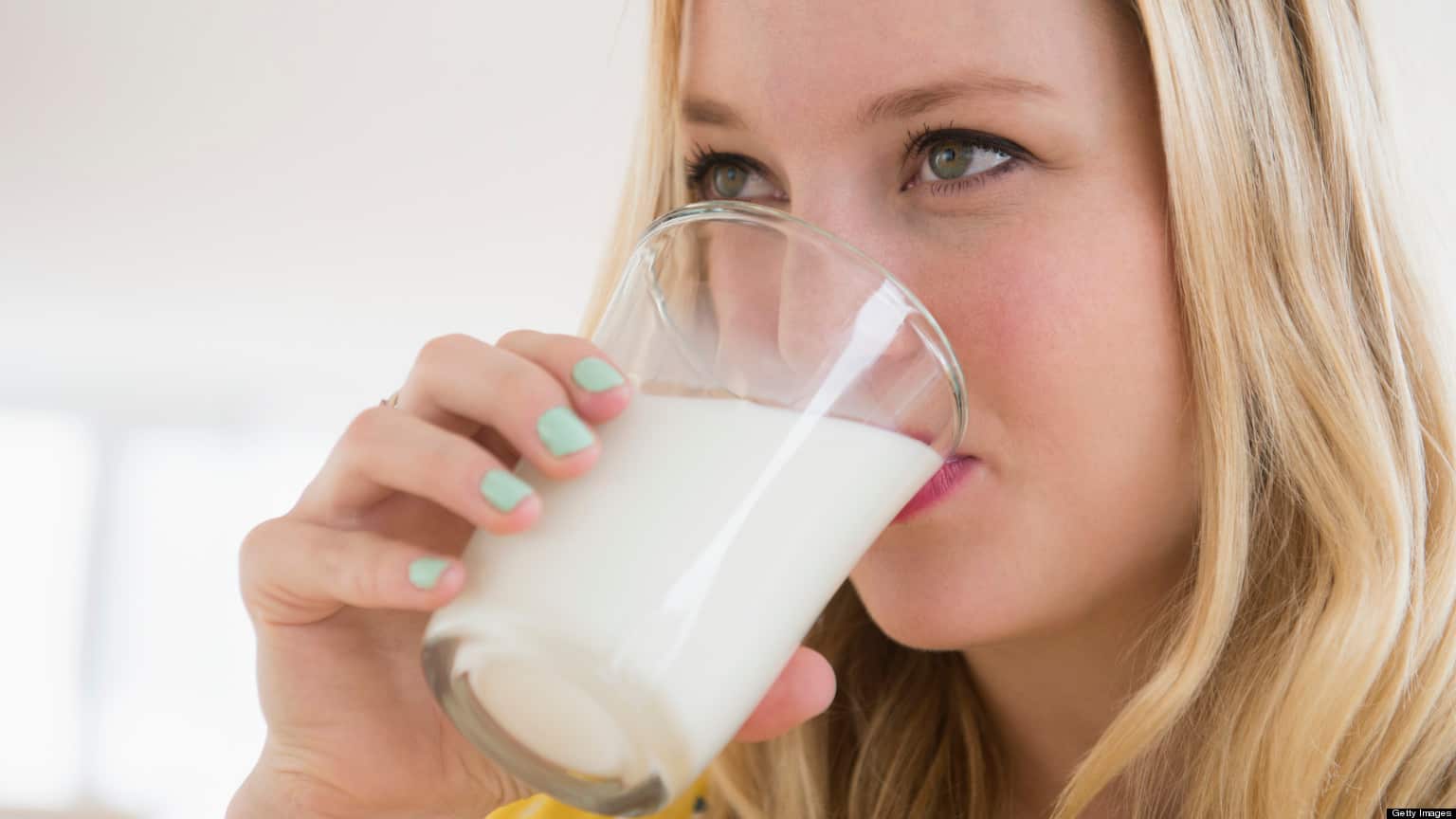 Nutrióloga mexicana dice que no se debe desechar la leche entera.