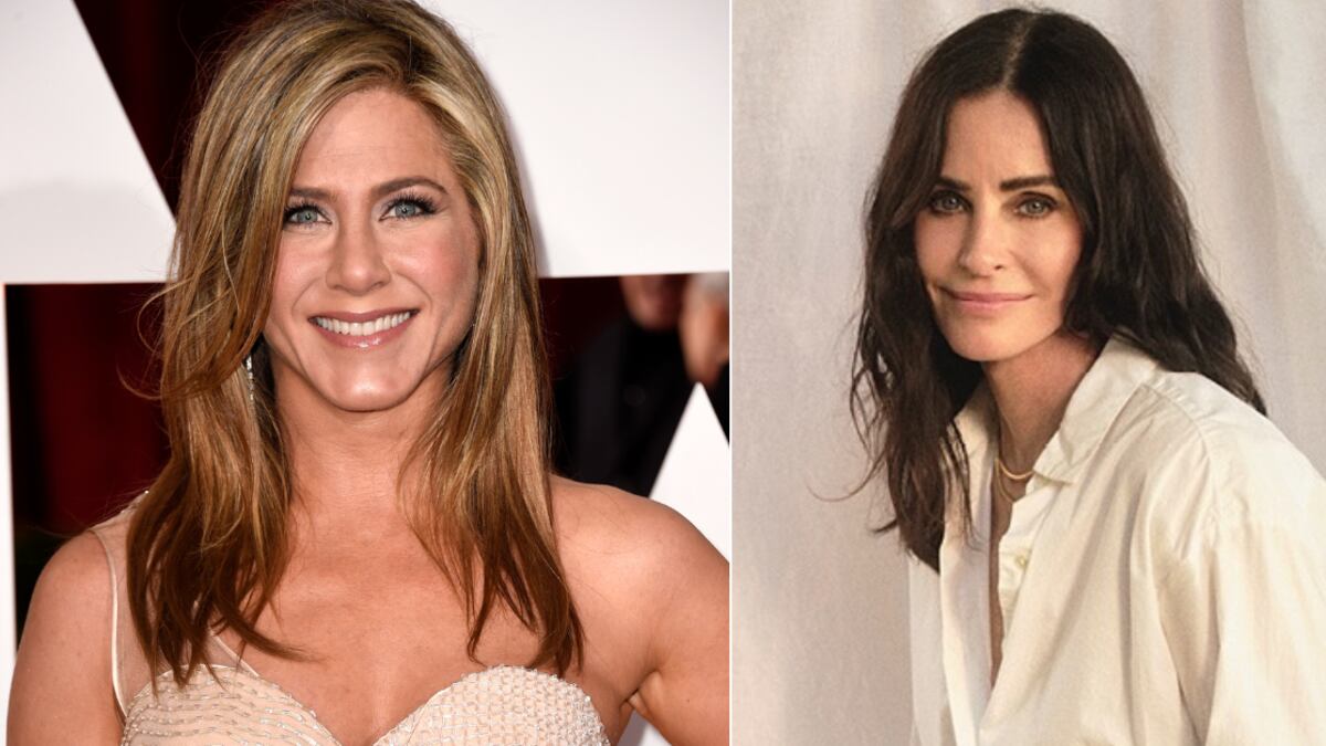 Jennifer Aniston y Courteney Cox se reencontraron y esta selfie impactó a todos.