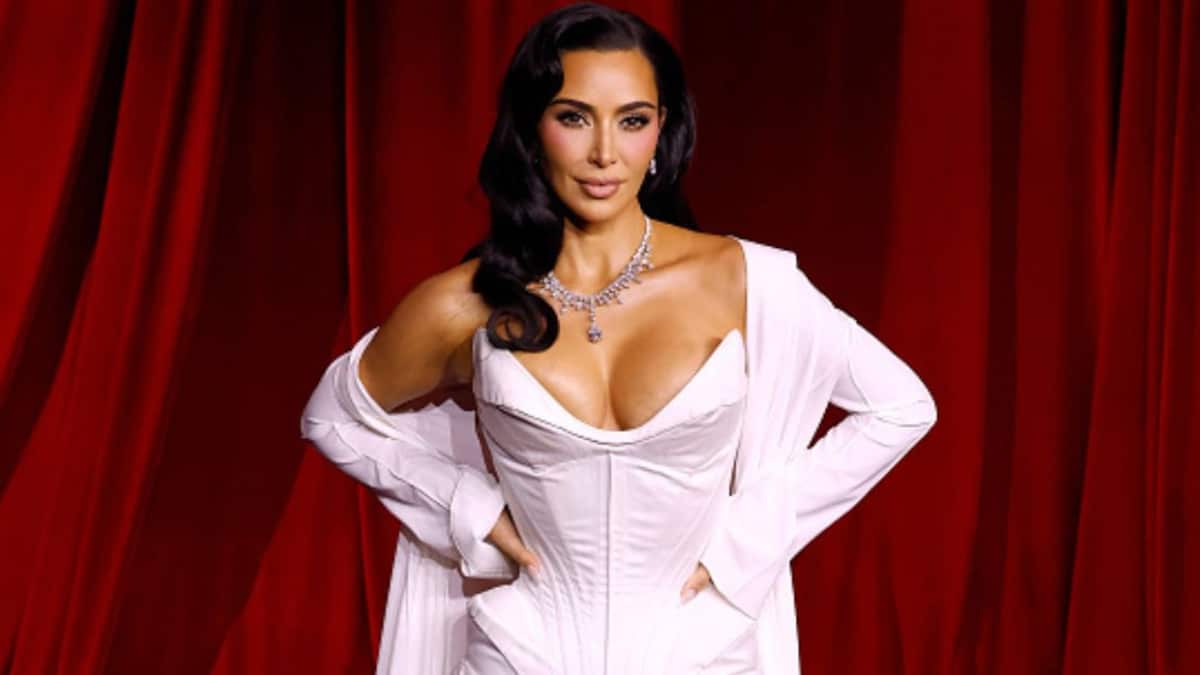 “Ella es tan graciosa”: Kim Kardashian se convirtió en una sexy ‘hada madrina’ y desató divertidas reacciones: este deseo te cumplirá